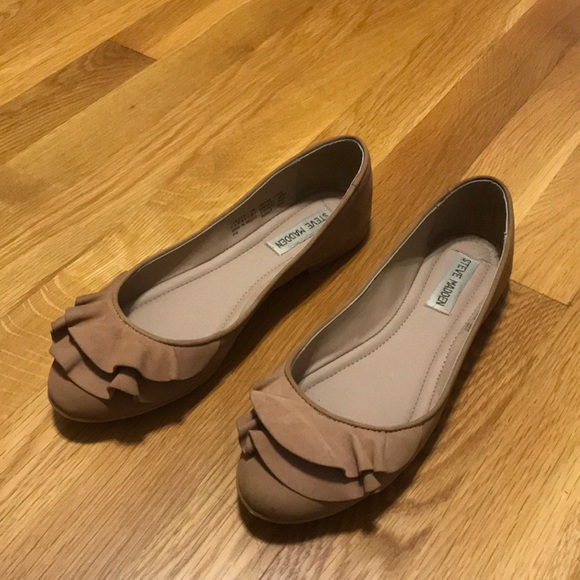 Steve Madden Shoes - Steve Madden Ruffle Cannon Flats